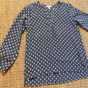 Long sleeve grey silk shirt